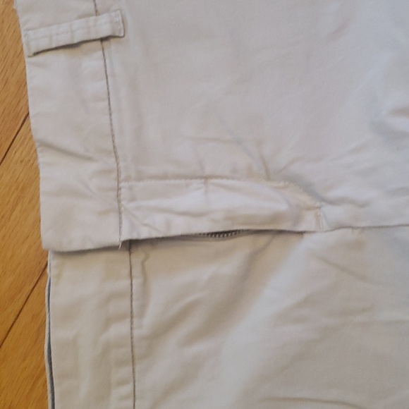 Tan Bermuda shorts - Picture 3 of 7